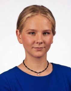 Карагодова Анна Анатольевна — руководитель хореографической студии «Улыбка» в нейросаду «Сказка»